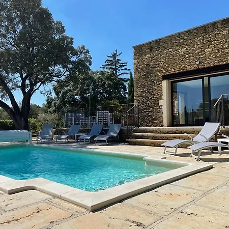 Belle Avec Piscine Interieure Et Piscine Exterieure Les Aiguiers וילה גריניאן